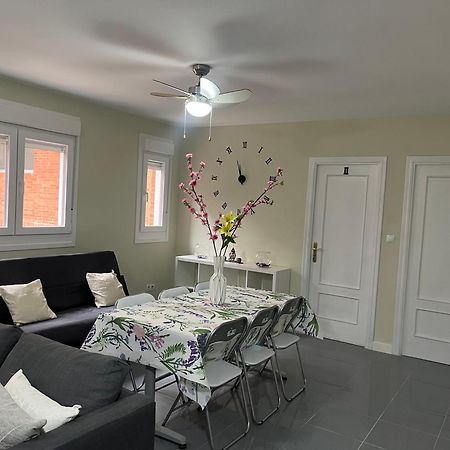 Apartasoles Valladolid Buitenkant foto